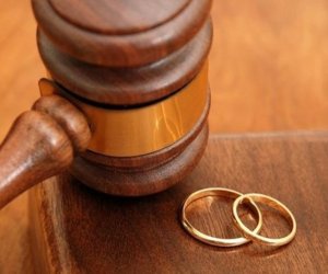 18 yaşadək uşaqları olan ailələrdə qeydə alınan boşanmaların sayı məlum olub
