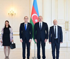 İlham Əliyev İsrailin Azərbaycandakı yeni səfirinin etimadnaməsini qəbul edib