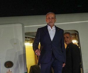 Pezeşkian Belarusa səfər edib
