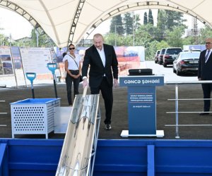 
Prezident Gəncədə bazalt məhsullarının istehsalı müəssisəsinin təməlini qoyub