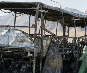В Афганистане число погибших в ДТП с автобусом возросло до 79 человек