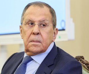 Требование Лаврова заморозило переговоры России и США по Украине – Bloomberg