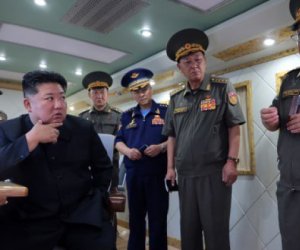 Ким лично контролировал испытания новых зенитных ракет