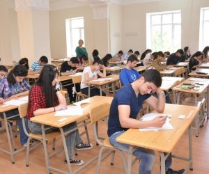 Обнародовано число плановых мест в вузах Азербайджана