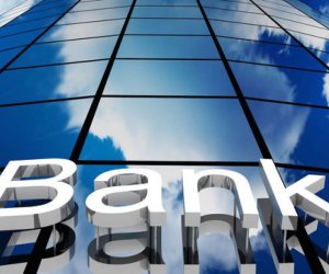 Bank sektorunun aktivləri 55,7 milyard manatı ötüb