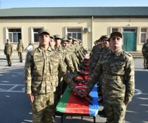 Ильхам Алиев объявил призыв на военную службу