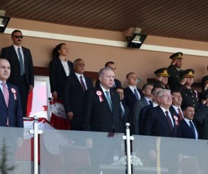 Zakir Həsənov Türkiyədə hərbi məktəblərin buraxılış mərasimində