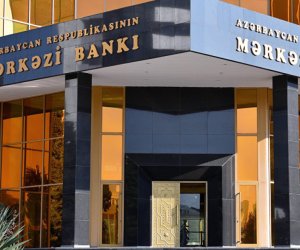 Mərkəzi Bank iki BOKT-un lisenziyasını ləğv edib 