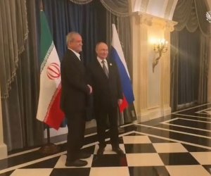 Putin Pezeşkianla görüşüb