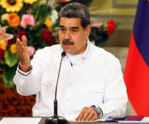 Мадуро объявил «максимальную готовность к обороне»