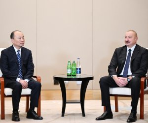 Əliyev Çinin CNCEC şirkətinin sədri ilə əməkdaşlıq məsələlərini müzakirə edib
