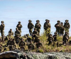 ABŞ Rusiyaya sərhəd ölkələrin ordularına yardım proqramlarını dayandıracaq