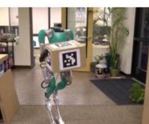 İsveçrədə robot kuryerlər işə başlayıb