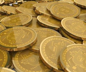 Bitkoin 2 %-ə yaxın ucuzlaşıb