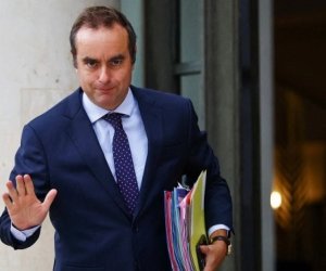Макрон выбрал нового премьер-министра Франции