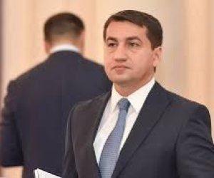 
Hikmət Hacıyev ABŞ Dövlət katibinin müavini ilə regional məsələləri müzakirə edib