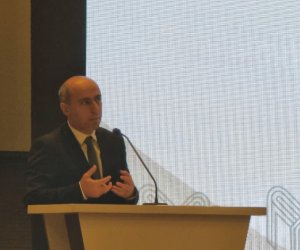 Təhsildə qeyri-kafidən kafiyə gedən yolu bitirmişik,yaxşıya doğru gedirik - Nazir