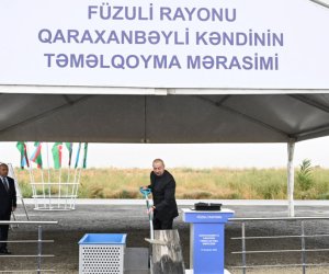 Prezident İlham Əliyev Füzuli rayonunun Qaraxanbəyli kəndinin təməlini qoyub