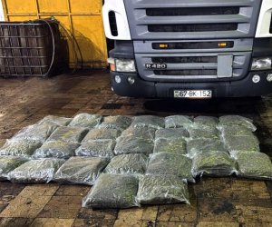 Крупную партию наркотиков хотели провезти из Ирана в Азербайджан
