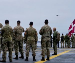 Дания оставила США за бортом арктических учений