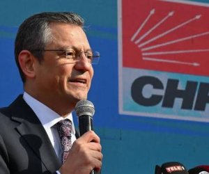 Özgür Özel yenidən CXP-nin sədri seçilib
