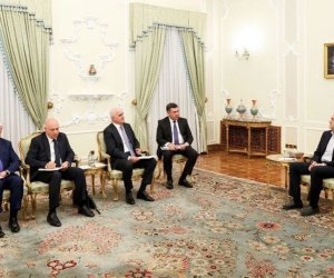 Şahin Mustafayev Pezeşkianla görüşüb