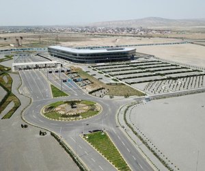 Azərbaycan 2027-ci ildə yeni beynəlxalq yük hava limanı ilə Avrasiya logistik mərkəzinə çevriləcək
