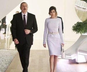 Prezident və birinci xanım BMT-nin mənzil qərargahına gəlib