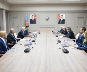 Юсуф Текин у Али Асадова