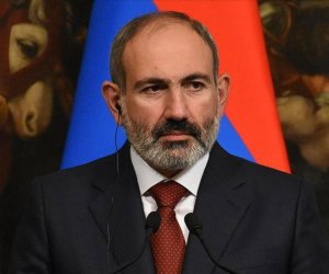 Paşinyan Rusiyaya işgüzar səfərə gedib