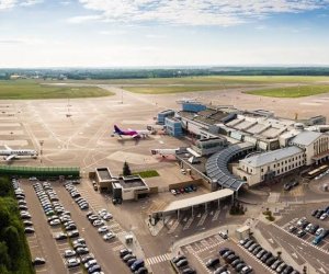 В столичном аэропорту Литвы семь рейсов были задержаны из-за БПЛА