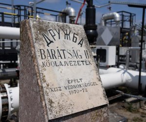 Венгрия схлестнулась с Хорватией из-за российской нефти