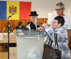 Партия Санду лидирует на выборах в Молдове с почти 48% голосов