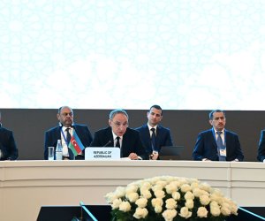 Baş prokuror: Prokurorluğun fəaliyyətində nöqsanlar var