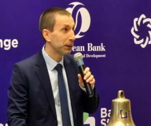 EBRD issues first manat bonds in Azerbaijan to boost local capital markets