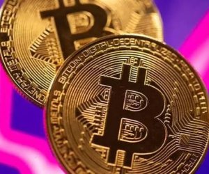 Стоимость биткойна поднялась выше $120 тыс. впервые с 14 августа