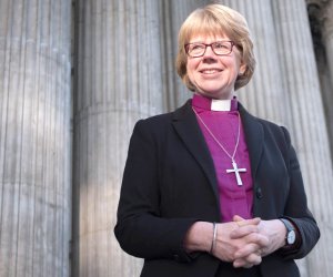 Sarah Mullally becomes the first woman to lead Church of England