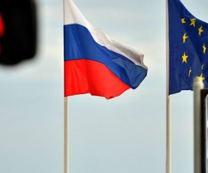 ЕС продлил санкции против России до октября 2026 года.