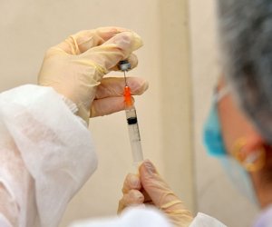 Səhiyyə Nazirliyi mövsümi qripə qarşı ödənişsiz vaksinasiyaya başlayır