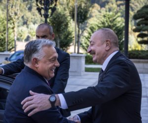 Orban shares warm message after meeting with Aliyev