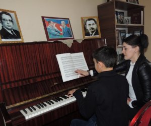 
Musiqi məktəblərinə işə qəbul üzrə xüsusi müsabiqə elan olunub