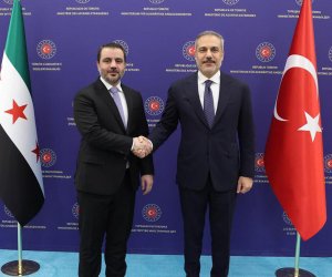 Hakan Fidan Həsən Şeybani ilə görüşüb