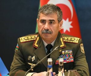 Zakir Həsənov Türkiyədə səfərdədir