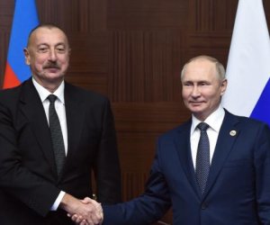 Putin və Əliyev Düşənbədə ikitərəfli münasibətləri müzakirə edəcəklər - Peskov