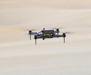 Almaniyada NATO bazası üzərində naməlum dron görünüb