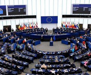 Европа полностью откажется от российских нефти и газа
