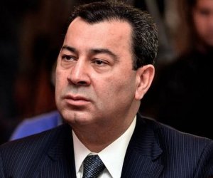 Deputat: Prezident Əliyev iqtisadi məsələləri siyasiləşdirmir