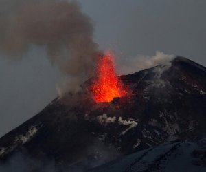 İranda Taftan vulkanı yenidən aktivlik göstərib
