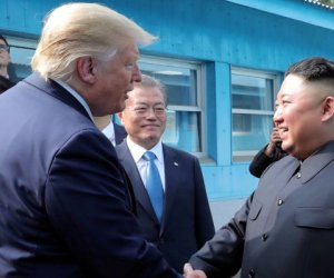 Трамп все еще хочет поговорить с товарищем Кимом
