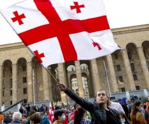 В Грузии задержаны 14 участников вчерашнего митинга в Тбилиси